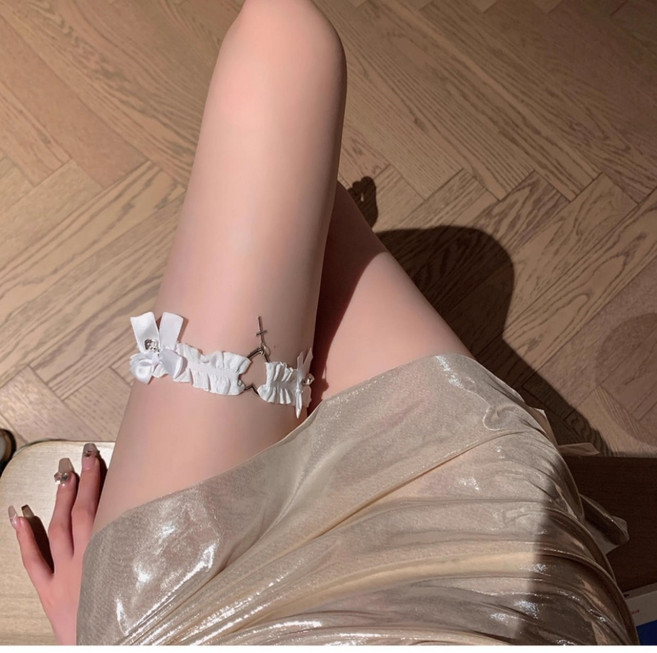 솔레르 하트 허벅지초커