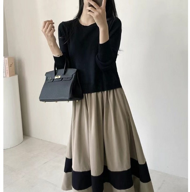 핏몬 여성 루즈핏 니트 플레어 롱 원피스