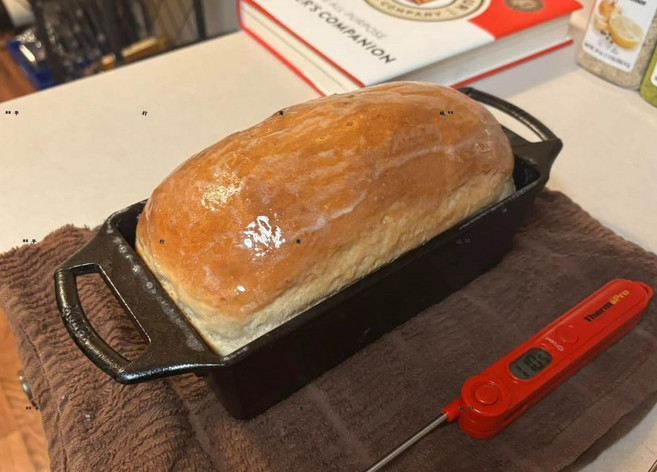 Lodge 鑄鐵吐司鍋 雙耳設計 適用多種熱源, 1個