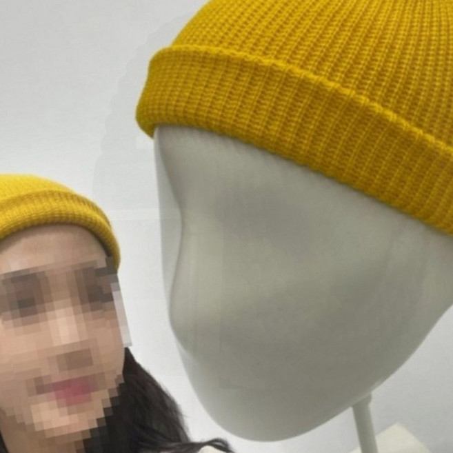 밋밋한룩 포인트 숏비니 겨자색 니트 무지 골지 신축성 골무모자 미니비니