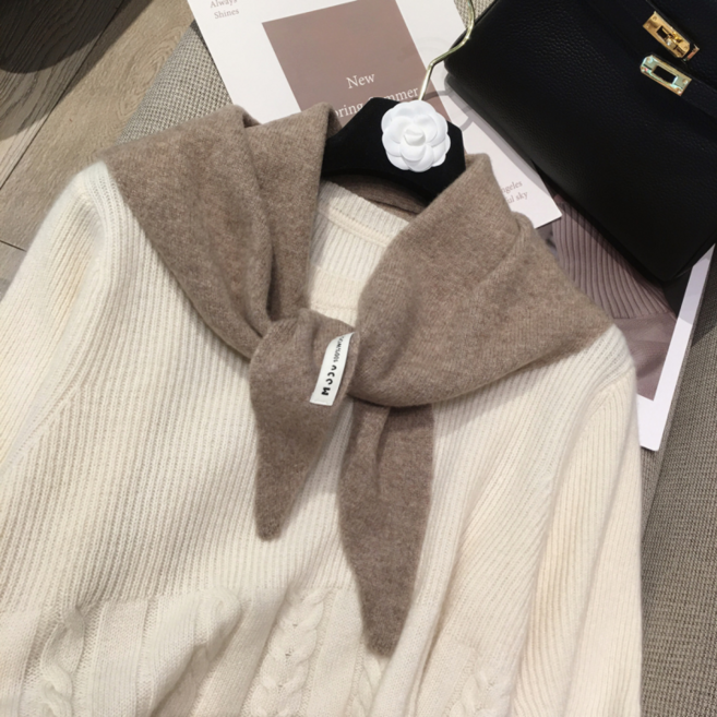 현혜가 양모 니트 삼각 스카프 숄 니트 다기능 보온 미니 목도리