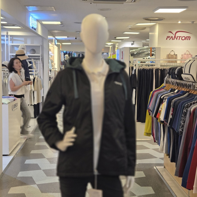 루이까스텔 가을 여성 골프 기본핏 후드배색 패딩 점퍼 7LEJP904 루이777