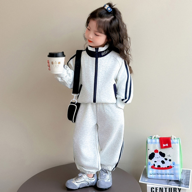 나나키즈 여아 어린이 상의 하의 세트 봄 가을 aeizoi 자수 배색 집업 세트 긴팔 유아 긴바지 상하세트 (ZHUANGSEYUNDONG)