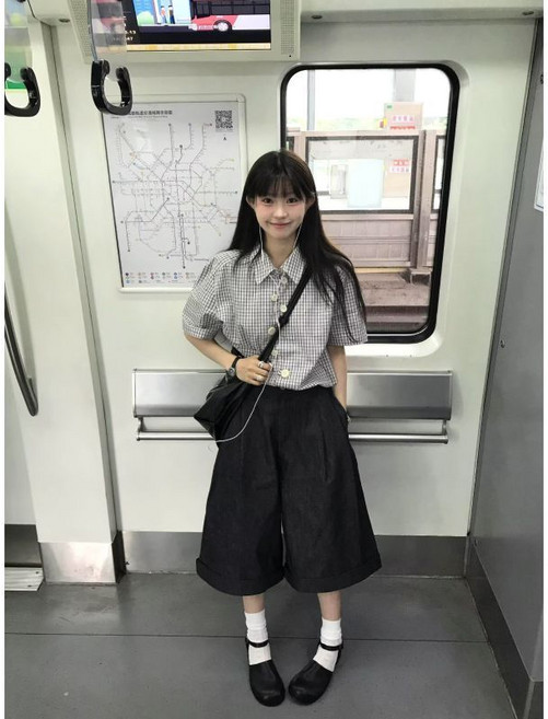 女款襯衫 長袖 寬鬆 日系