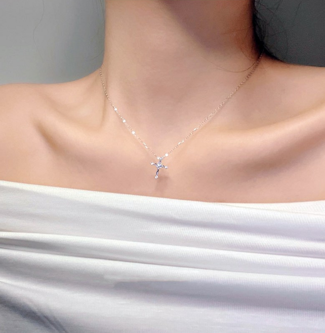 디어루나 여성 십자가 목걸이