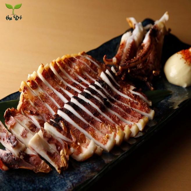 촉촉하고 쫄깃 입안 가득 감칠맛! 쫄깃 반건조 오징어(피데기), 1개, 550g(5미)