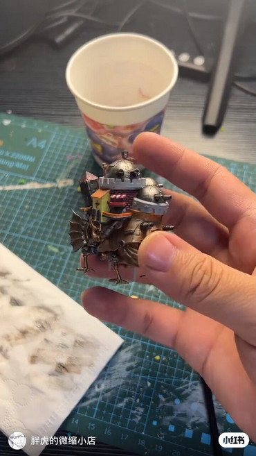 哈爾的移動城堡 微縮模型, 參考詳情頁