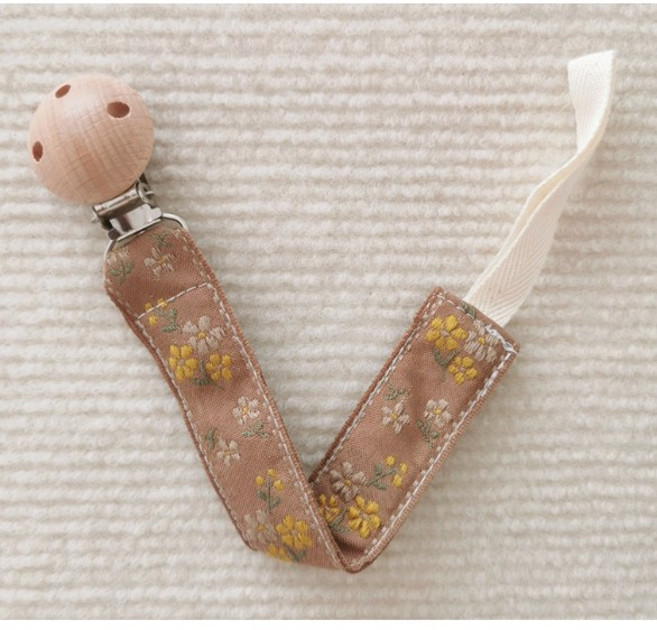 刺繡奶嘴掛鍊 防丟奶嘴鏈 奶嘴夾 奶嘴鍊 防掉鏈 奶嘴練 防掉繩 奶嘴帶 奶嘴繩 奶嘴扣, 1個, 棕色底小黃花