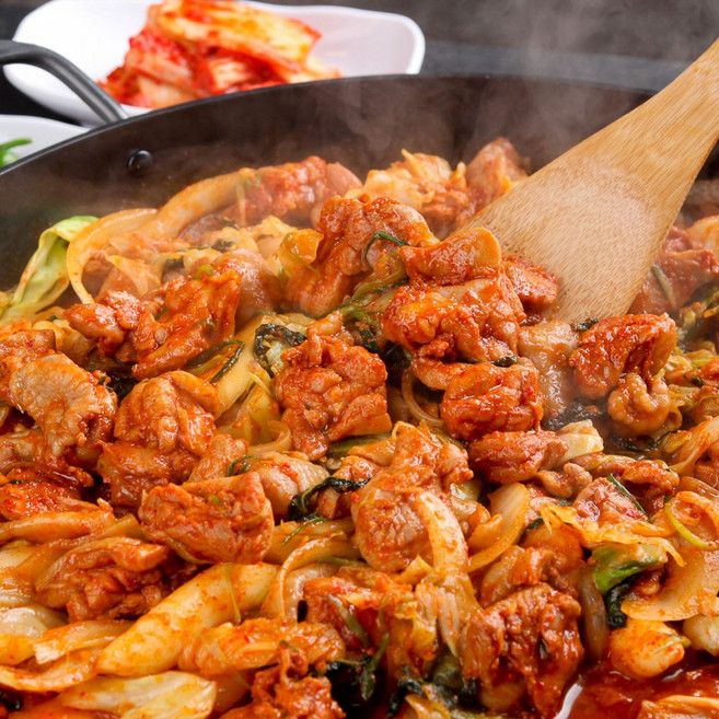 춘천 닭갈비 국내산 양념 순살 닭갈비 반찬 캠핑, 1kg, 2개