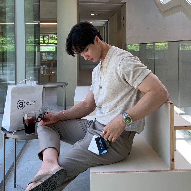 ANYOU 슬림핏 남성 여름 니트 반팔 티셔츠 베이직 데일리 티셔츠