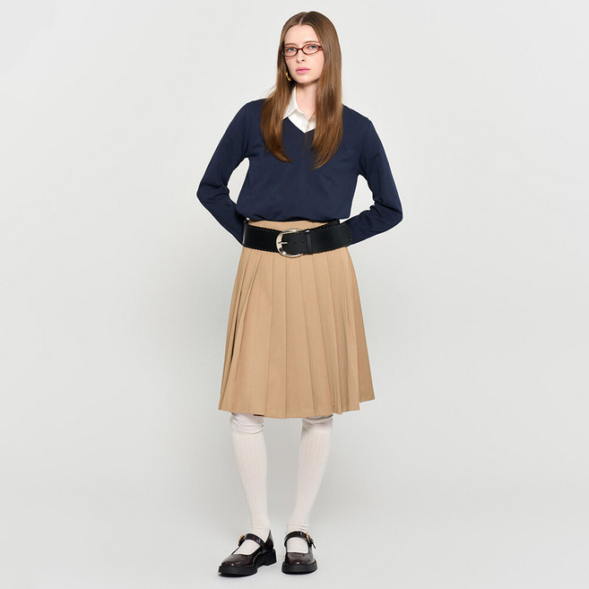 제너럴아이디어 WOMAN 에센셜 베이직 브이넥 티셔츠 NAVY / WBD3L01506