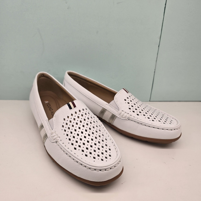 에스콰이아 영에이지 여성펀칭형단화 캐주얼 로퍼 드라이빙 슈즈 논슬립창을 적용한 미끄럼방지 적용 판매베스트 기간한정 수량한정 YACMST640