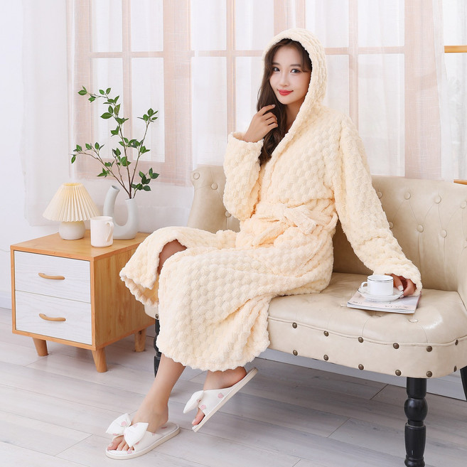 珊瑚絨情侶居家睡衣女士長袖浴袍 可穿寬鬆浴巾加厚保暖舒適雲朵格休閒家居服 #奶油米 #均碼, 均碼
