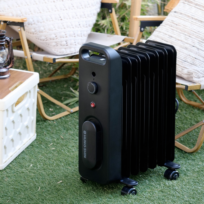 흥신 오르씨 캠핑난로 7핀 900W 캠핑 라디에이터 간절기캠핑난방용품, 블랙