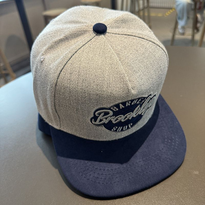 남자 스냅백 모자 남성용 스타일리시한 평면 브림 모자 트렌디한 디자인 캐주얼 스트리트웨어 패션 CBB