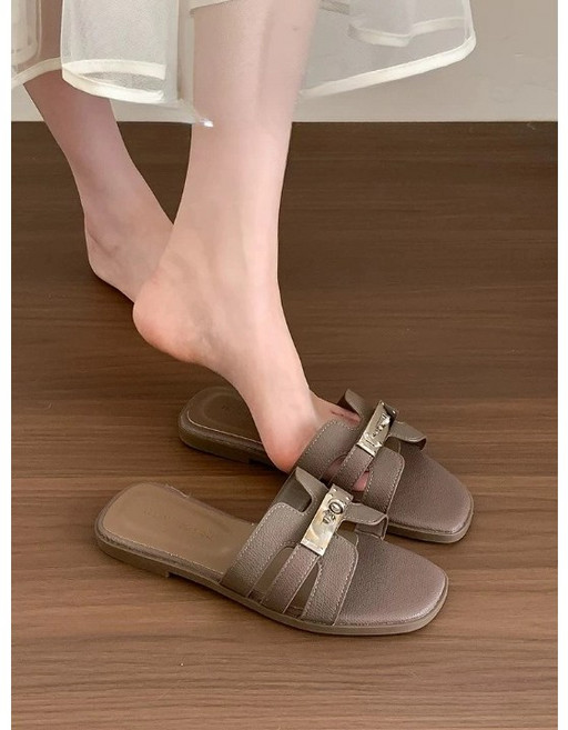 Siluno 여성용 편안한 플랫 메탈장식 슬리퍼