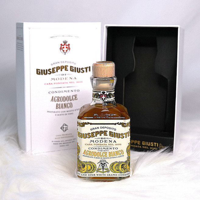 주세페주스티 화이트 발사믹 식초 250ml 쥬세페쥬스티 박스포함, 1개