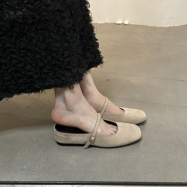 여성용 데일리 뮬 슬리퍼 캐주얼 통굽 스웨이드 플로퍼 여자 블로퍼 슬리퍼 봄 여름 여성 플랫 슬리퍼 CJJ