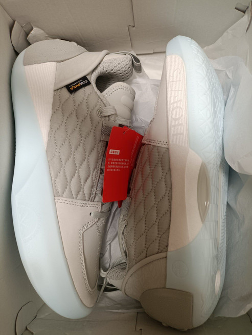 李寧 全城12返場籃球鞋 灰色 43.5碼 全掌beng Gcu超耐磨止滑外底, 1個, 參考詳情頁