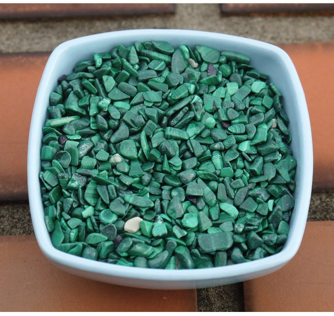 花樣渼栽盆栽生活館 孔雀石園藝裝飾石，適用多肉植物水族箱盆栽，點綴庭院陽台, 1個, 100g