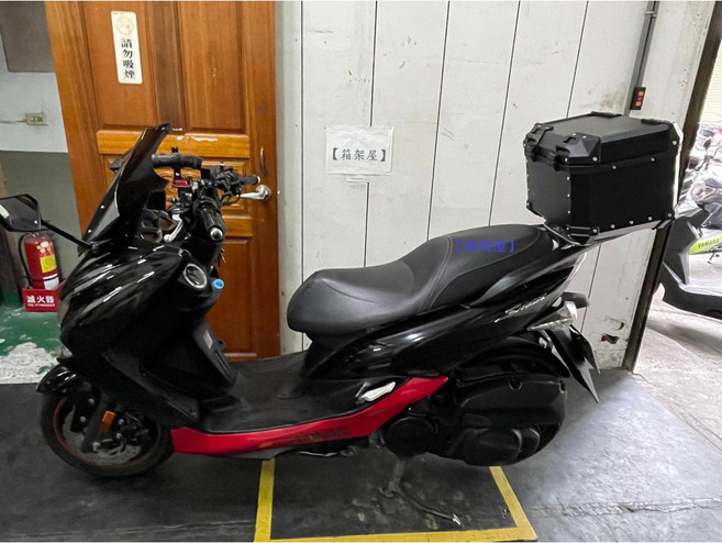 SMAX 鋁合金 貨架 後架 漢堡架 XC155N 途者 鋁箱 36 黑 附白鐵底板, 1個