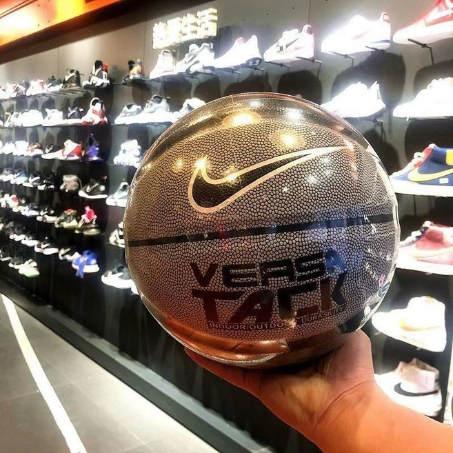 Nike Versa Tack 籃球, 黑銀,籃球+打氣筒球包球針網兜, 1個, 篮球