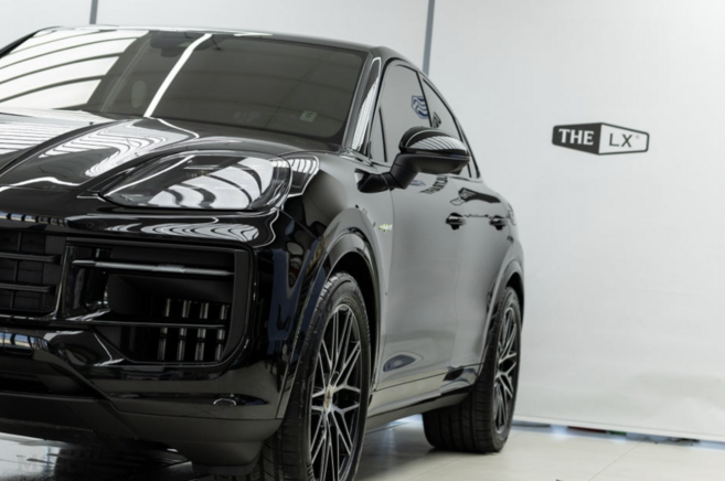 전주 모티프 신차패키지, 세단, LX