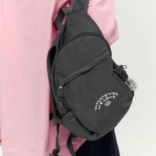 新款韓版尼龍雙肩包旅遊包戶外登山揹包, 黑色