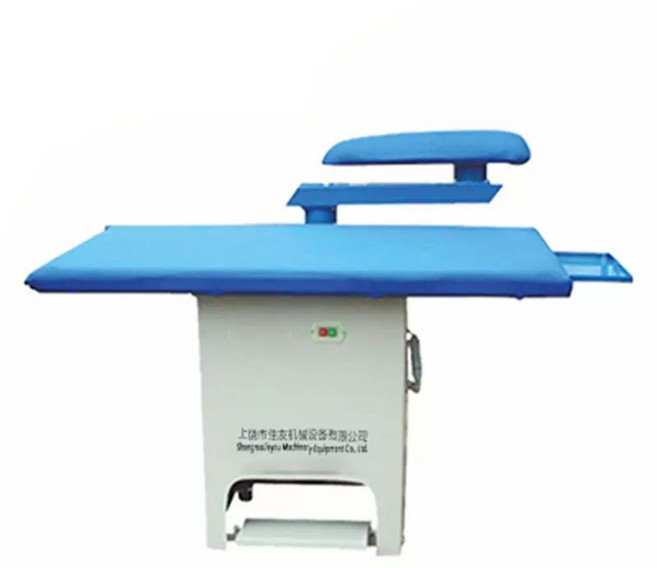 공업용 다리미판 세탁소 공장 증기 흡입 다림질 작업대 테이블 샘플 1 우마, 1개, K. 1 발로 작동하는 로커암 다림질대