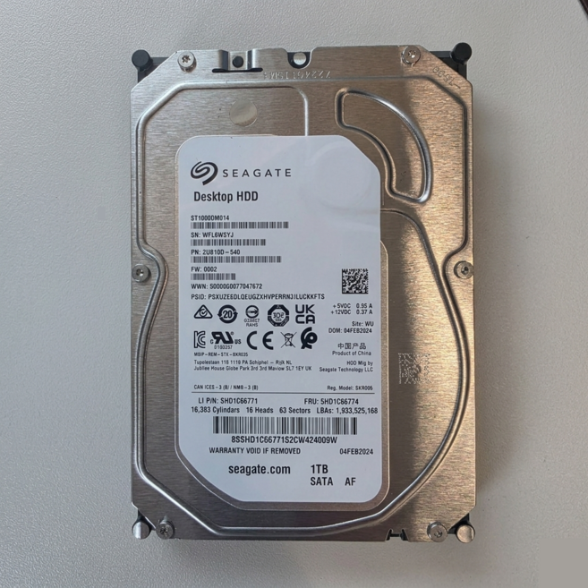씨게이트 WD 1테라 HDD 1TB 하드디스크 데스크탑용 CCTV용 [브랜드 랜덤 발송]