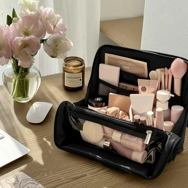 안느까사 미니 화장대가 되는 대용량 여행용 화장품 파우치