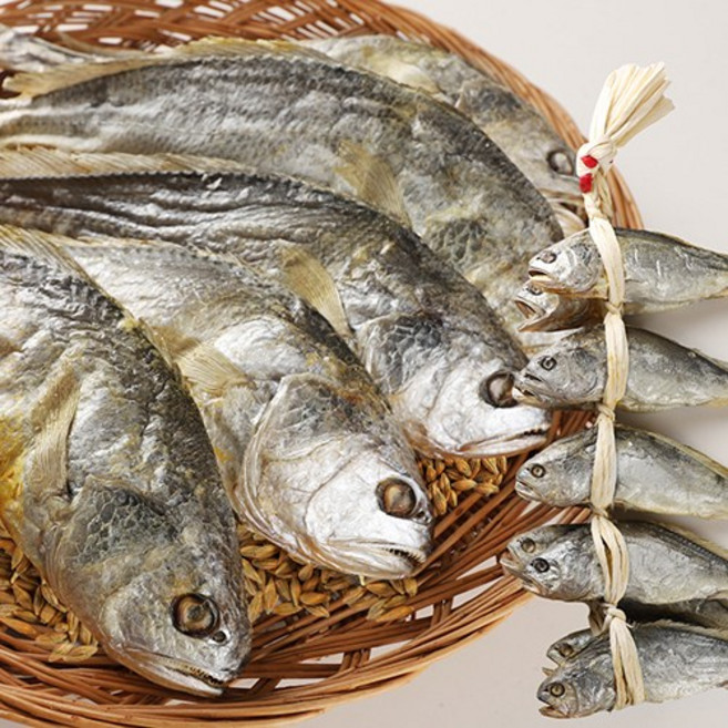 영광 가공 보리굴비 왕특대 10마리 33cm 2.8kg 내외, 1개