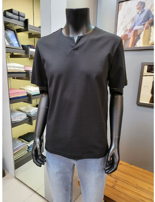 바쏘옴므 블랙 면스판 슬릿넥 남자 반팔 티셔츠 WSZ2GK09A -3990