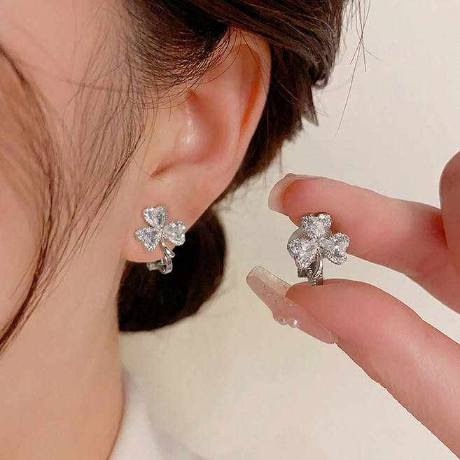 디아픽 귀찌 케이스포함 귀안뚫는 귀걸이 크로버