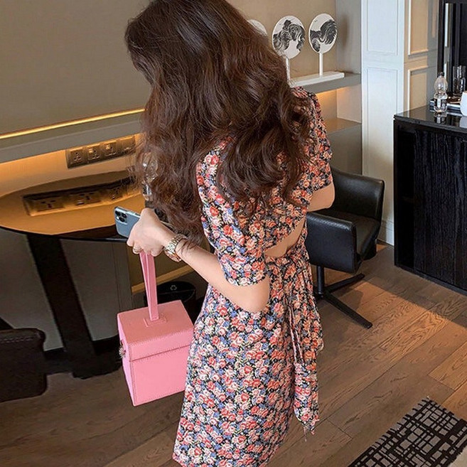 WILDSEA 프리미엄 데일리 바캉스 휴양지룩 반팔 미니원피스