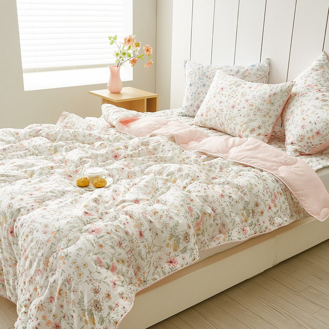 [이불+패드+베개커버] 플라워 화사한 마이크로 모달 먼지없는 옥수수솜 사계절 봄가을 간절기 차렵 이불 퀸사이즈 2인용 침구 퀸 Q 침대 패드 세트