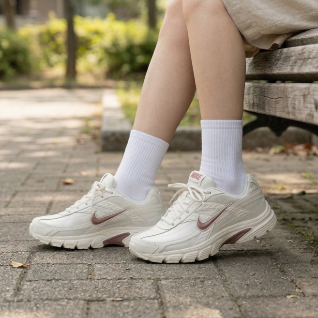 나이키 INAT 이니시에이터 여성 운동화 런닝화 조깅화 헬스화 신발 러닝화 2종