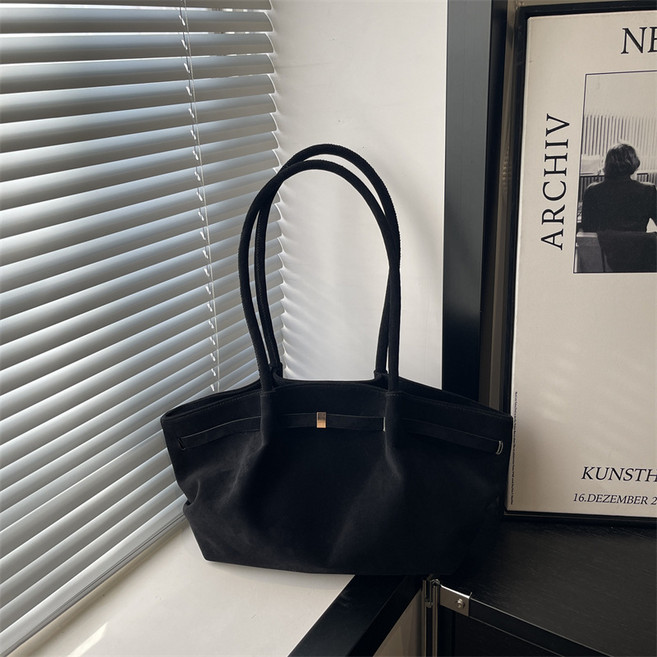 LOVLUMING 모던 라인골드포인드 숄더백 도트백