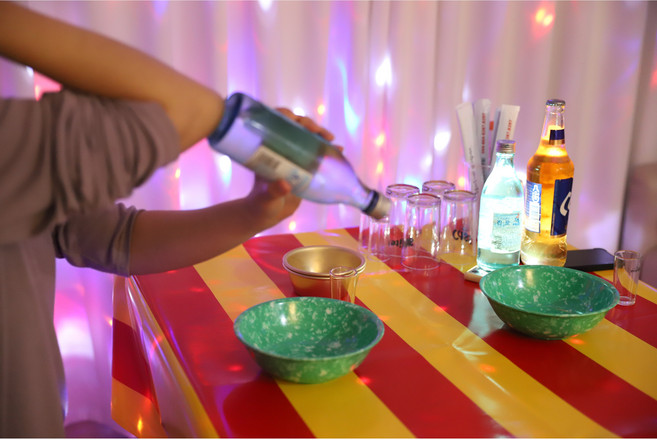 홈 베란다 실내 포차 포장마차 인테리어 꾸미기 용품 소품 타포린테이블보 레트로 빈티지 촬영 소품, 노랑빨강