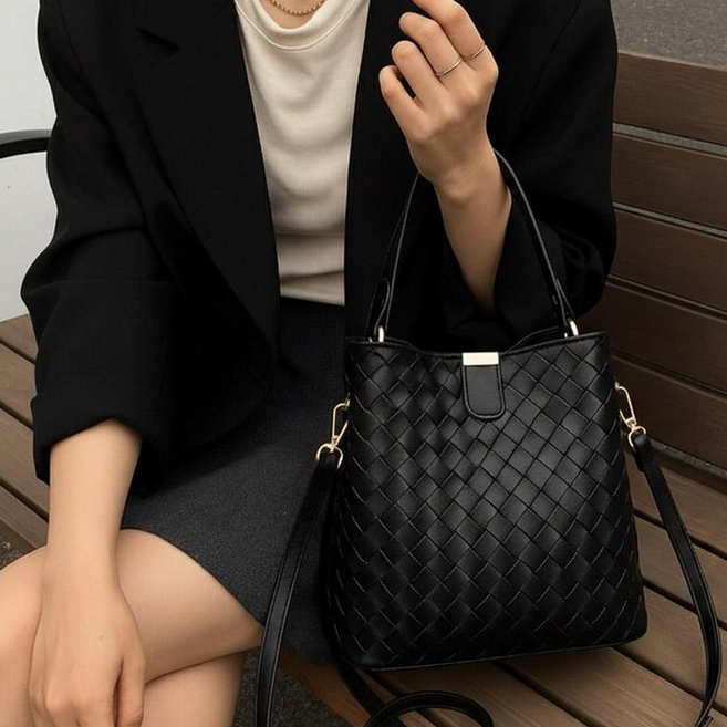 리츠제이 여성 데일리 위빙 크로스백 심플 도트 숄더백