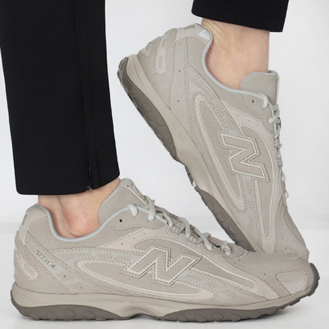 뉴발란스 NEW balance 204l suede Running shoes 러닝화 운동화 데일리 슈즈 팀버울프