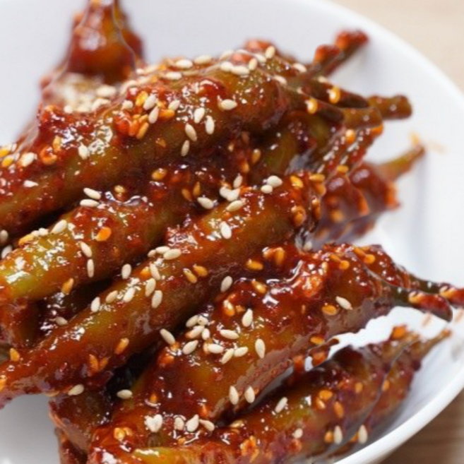 [프리미엄]맛좋은 양념고추지 고추무침 1kg 간편식 간편반찬 밑반찬, 1개