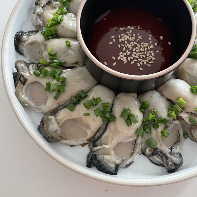 통영 생굴 1kg 국내산 산지직송 당일채취 굴무침 굴국용, 1개, 생굴1키로중대