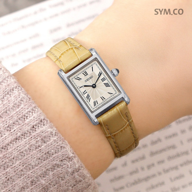 세이코 클래식 사각 스퀘어 아이보리 데일리 여자 가죽 손목시계