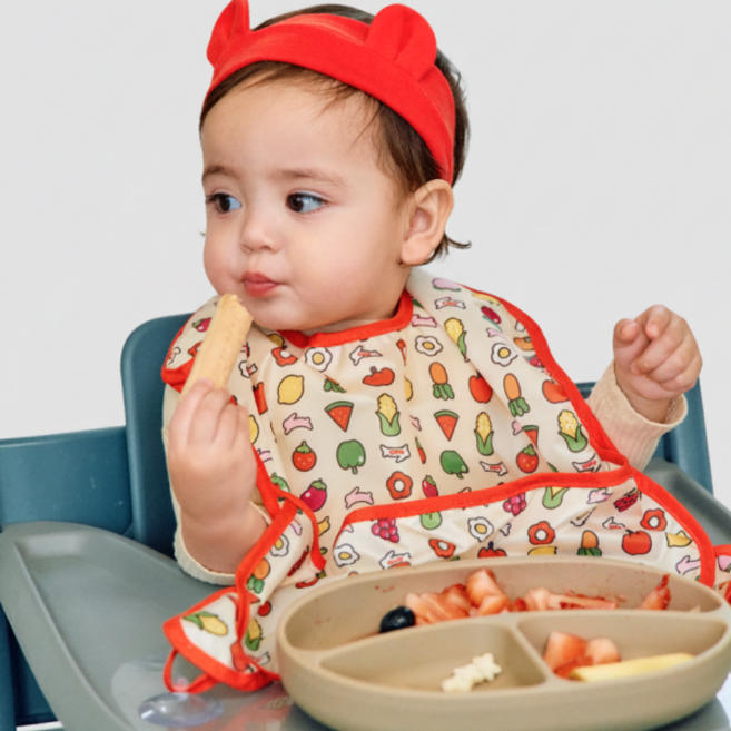 오우아스튜디오 방수 포켓 턱받이 신생아 아기 외출용 휴대용 이유식턱받이, 1개, 1개입, 베어핀 타입 크림