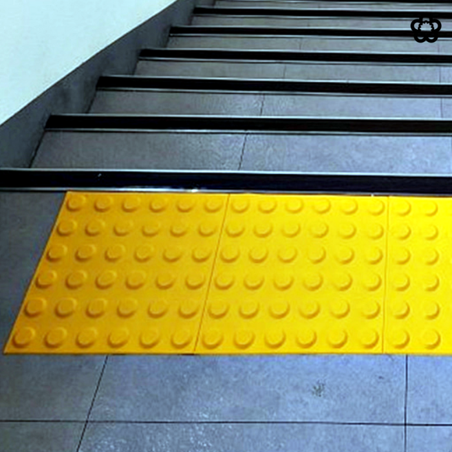 시각 장애인 점자 블록 점형 타일 안전 유도 300MM 30cm, 선형