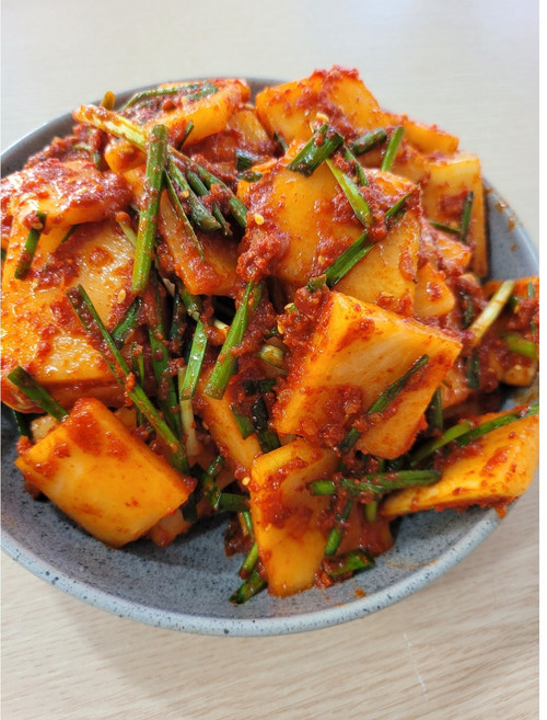 100%수제 국내산 재료로만든 목포소문난김치 아삭아삭 나박김치, 1개, 2kg