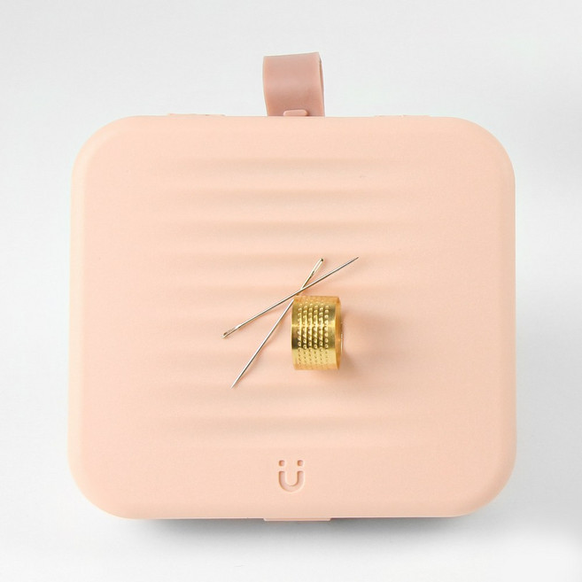 주앤지 휴대용 자석 반짇고리 실 바느질함 세트, 핑크, 1세트