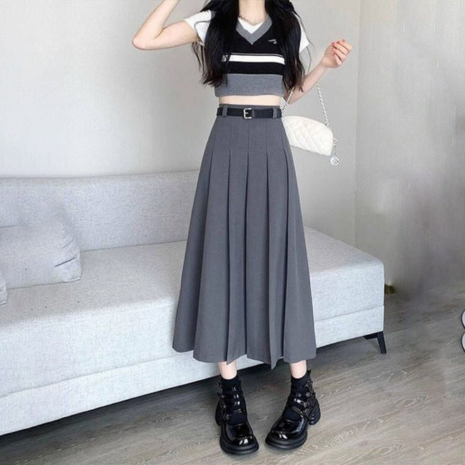 하이웨스트 어디에나 잘 어울리는 슬림핏 플리츠 미디스커트 CIILLNY