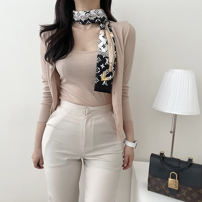 바나나2 여성 국내제작 페미닌 나시 골지 버튼 가디건 세트